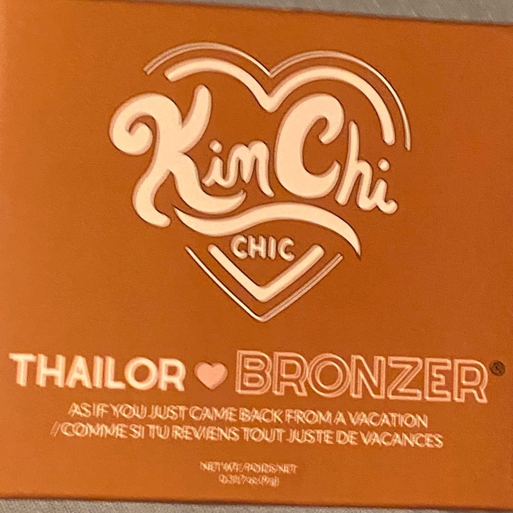 Kim Chi Bronzer🎃